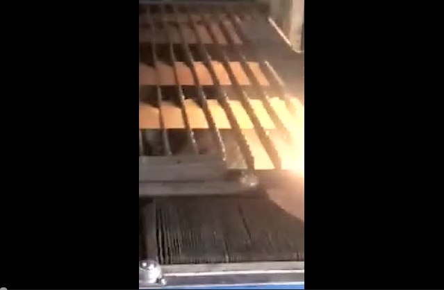 日夜狂奔的激光切割机，激光切割机，质量的保证品质的象征